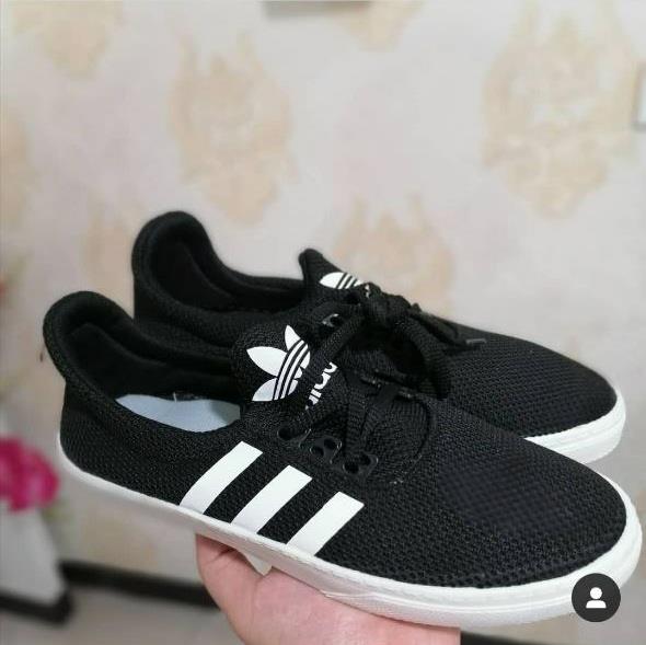 کتانی ادیداس